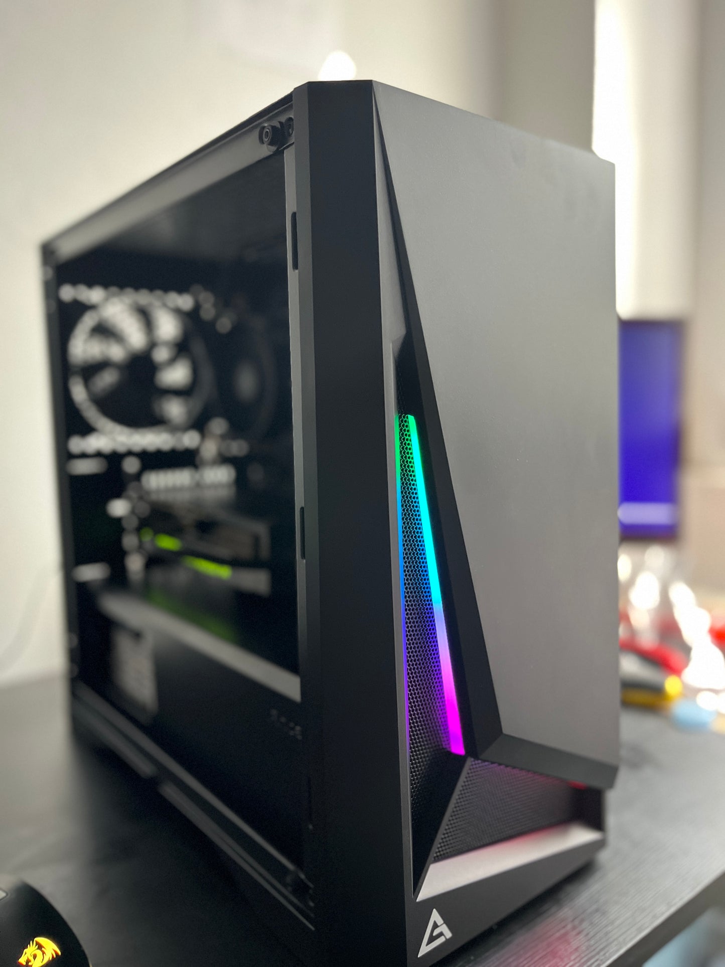 ELITE Gaming PC - Ryzen 5 5600X & RTX 3060 TI + ZASTONJ VODIČ