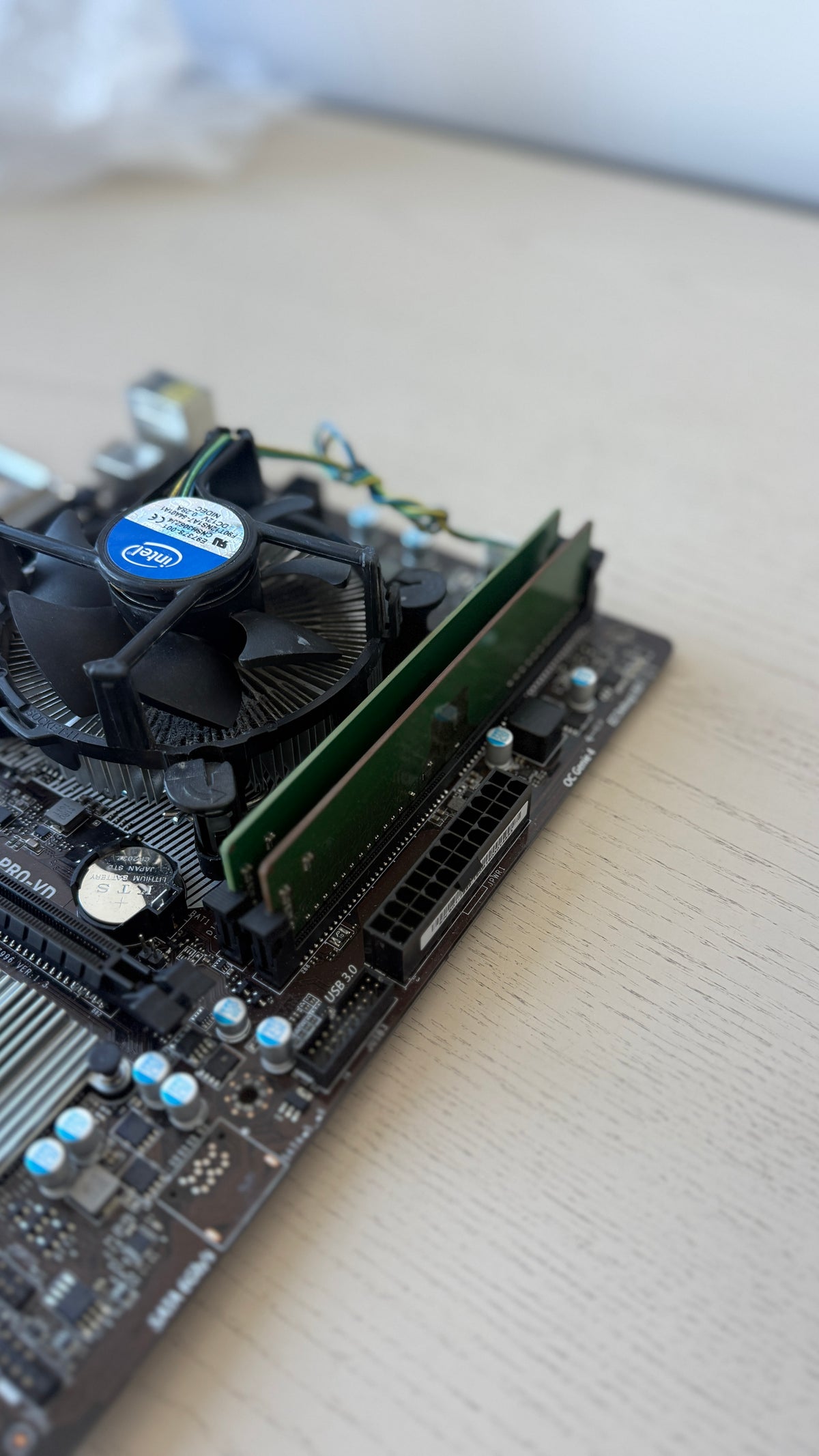 H110M PRO + I7 6.GEN + 16 GB DDR4