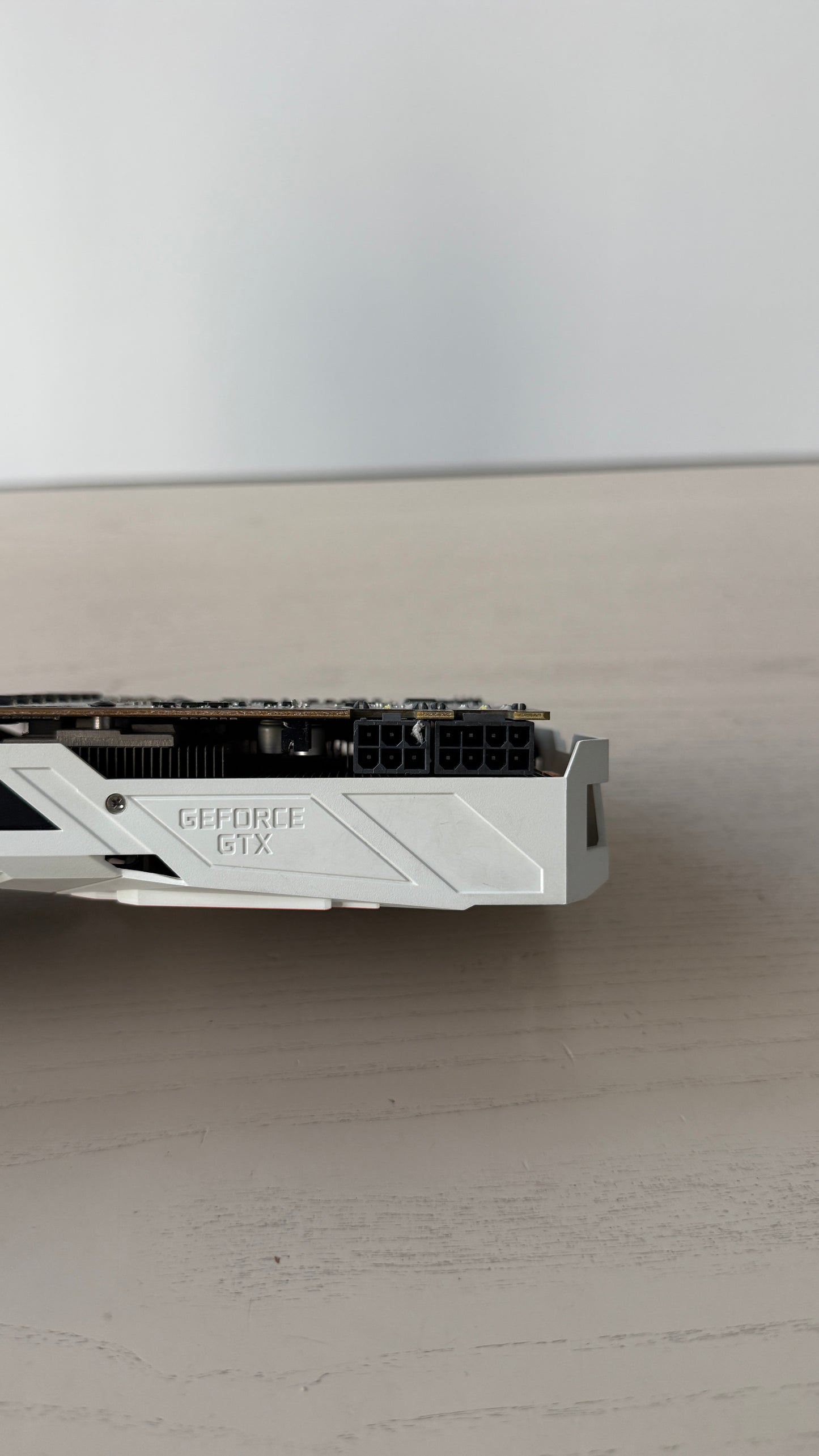 GTX 1080 TI 11 GB