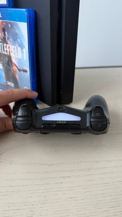 PS4 SLIM + 3 IGRE + KONTROLER