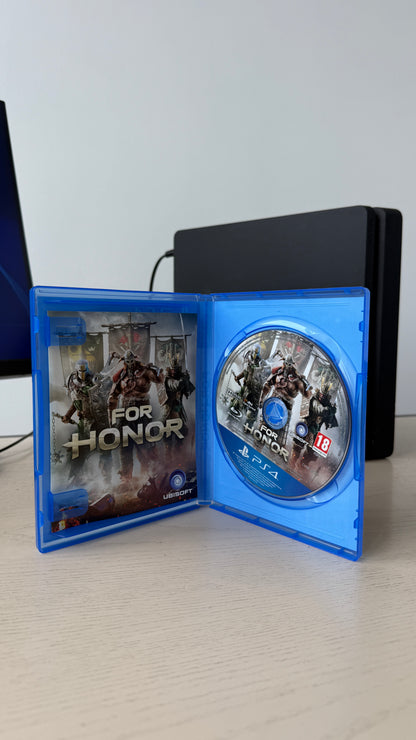 PS4 SLIM + 3 IGRE + KONTROLER