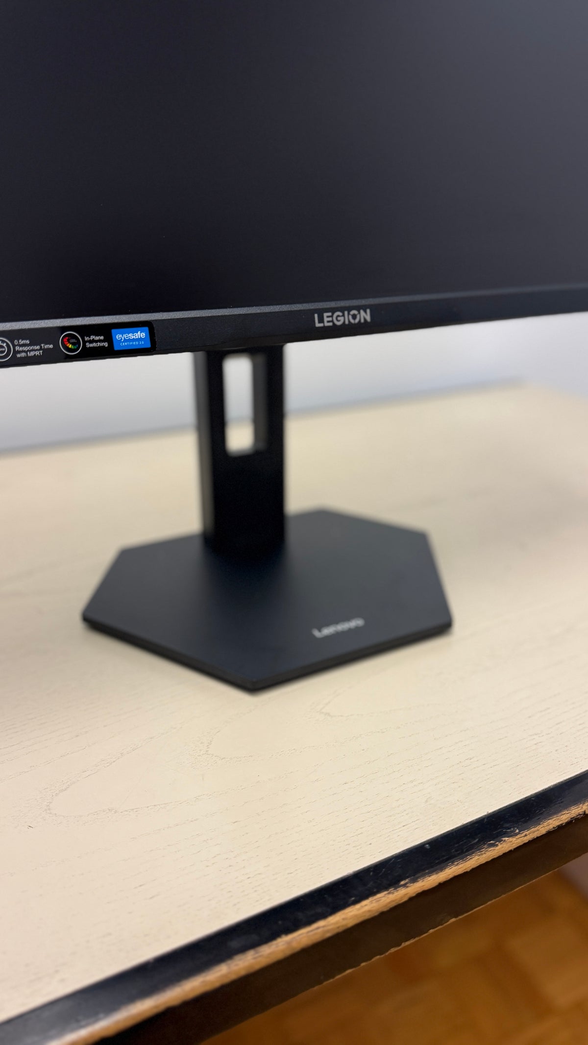 Lenovo Legion 25-10 – 320 Hz Gaming Monitor