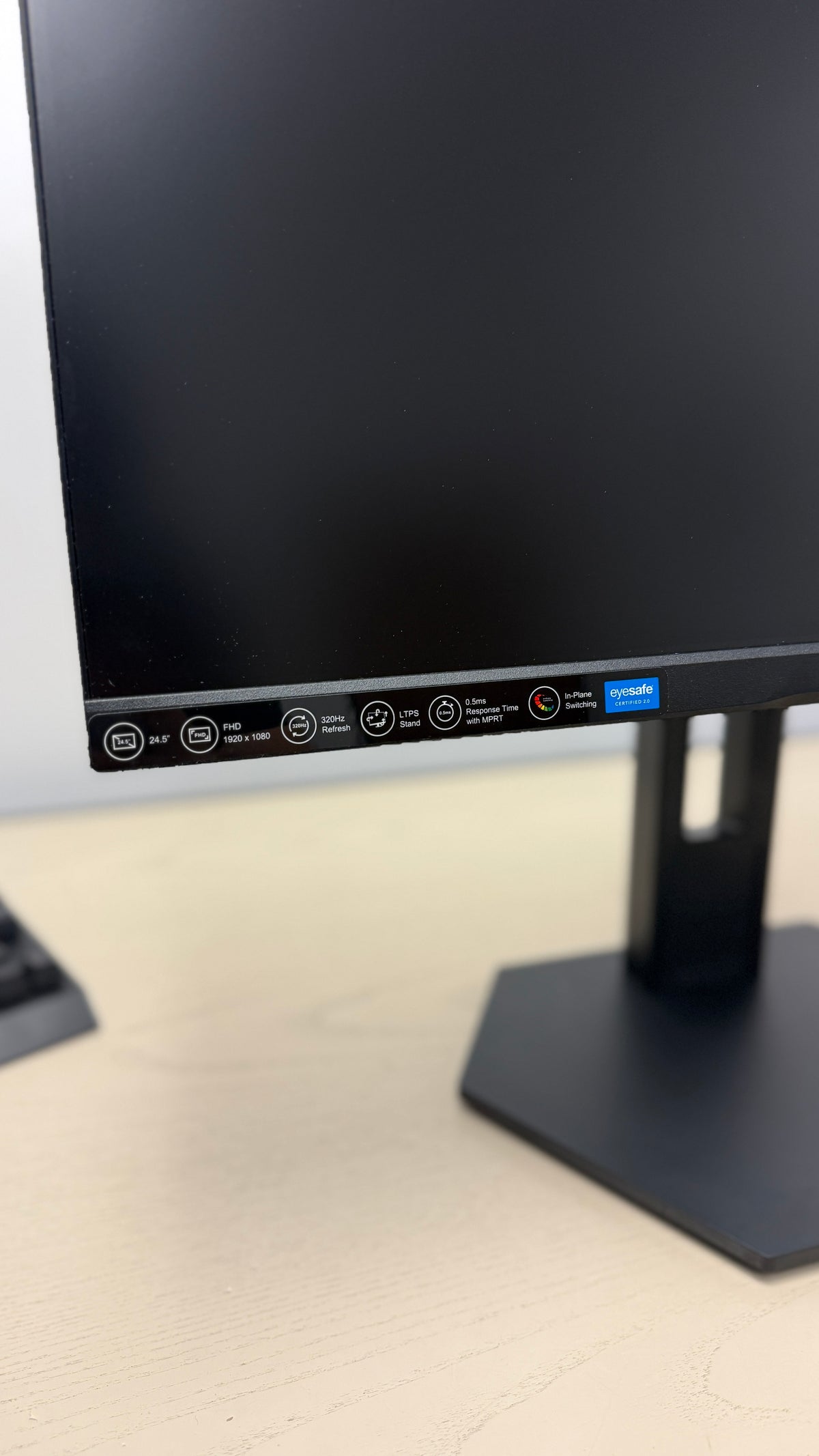 Lenovo Legion 25-10 – 320 Hz Gaming Monitor