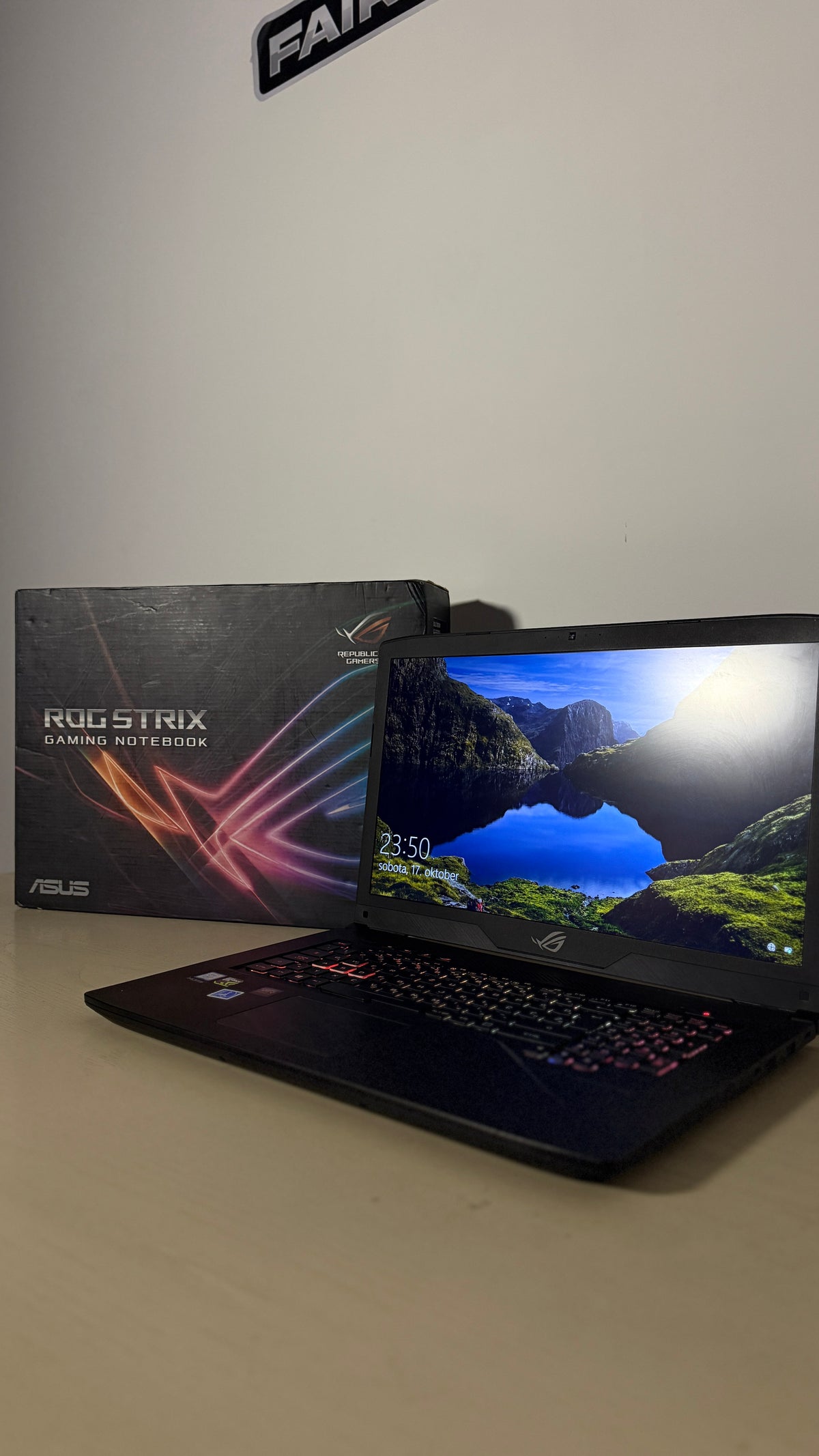 ASUS ROG Strix GL703V Gaming Prenosnik