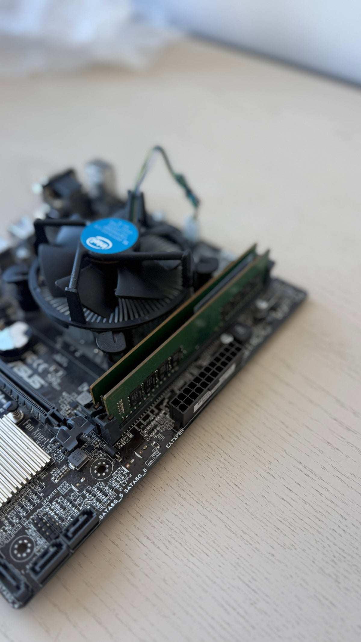 B150M-K + I7 6.GEN+ 16 GB DDR4