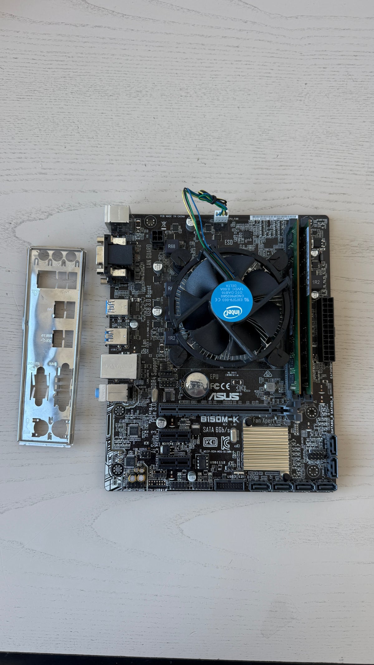 B150M-K + I7 6.GEN+ 16 GB DDR4